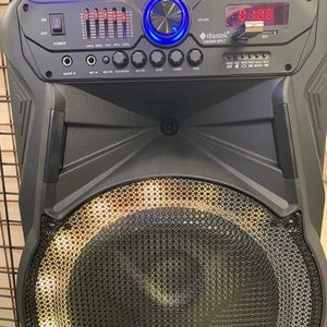 Meet your Posher, Ahmad